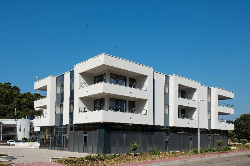 Maistra Select Srebreno Premium Apartments Luaran gambar